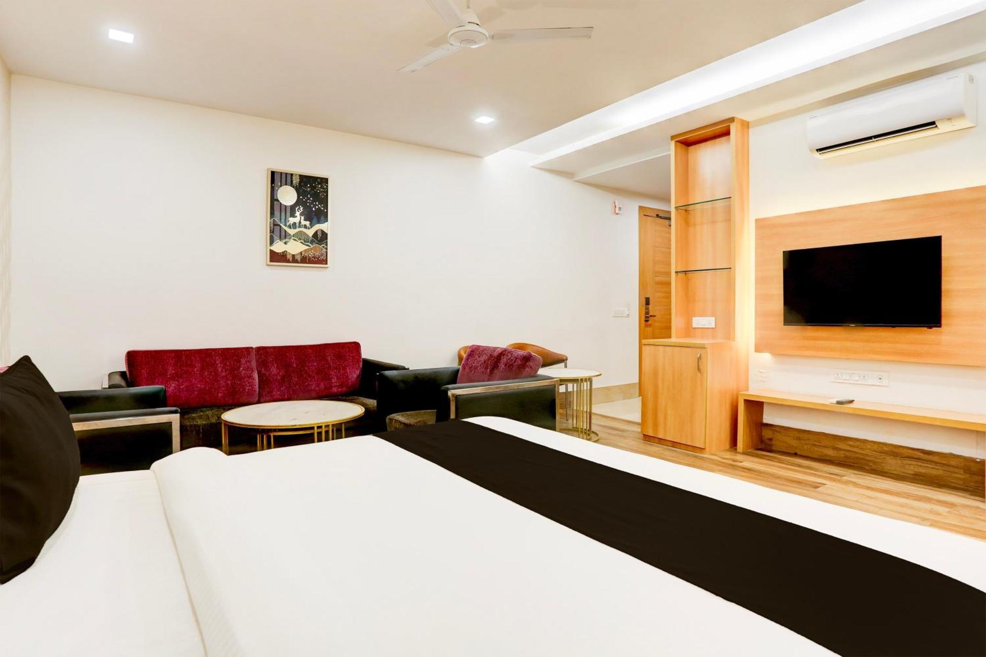 Palette Calista Premium Resort Samalkha Buitenkant foto